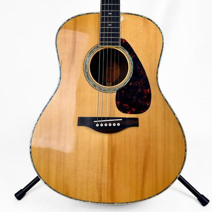 Yamaha L Series LL16D Jumbo Acoustic Guitar