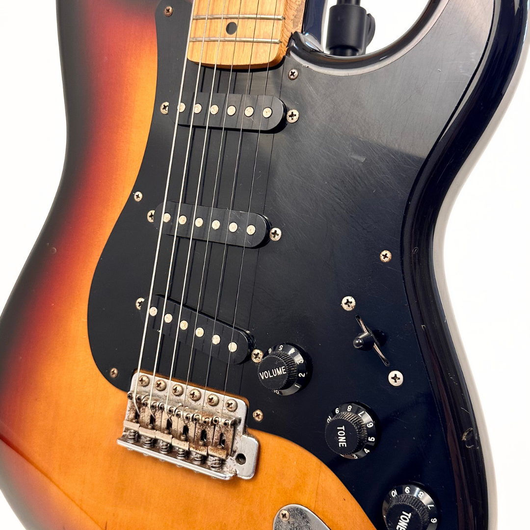 Squier Silver Series Stratocaster Electric Guitar in Sunburst