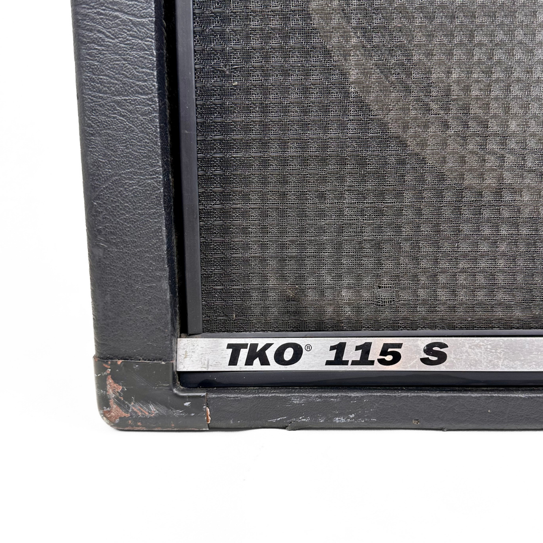 Peavey TKO 115 S 1×15″ Solid-State Bass Combo Amplifier
