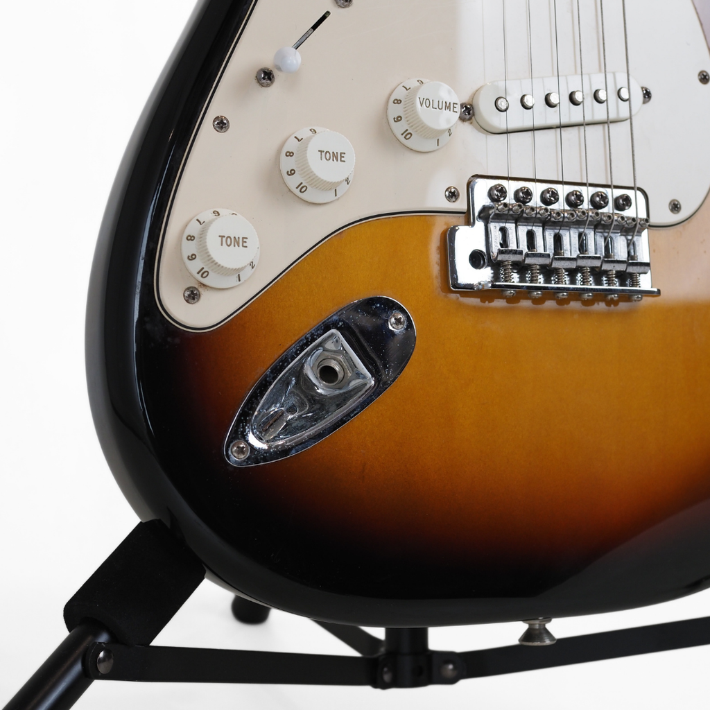 2008 Fender Left-handed Stratocaster MIM Electric Guitar in 3-Tone Sunburst