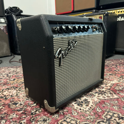 Fender Frontman 15G