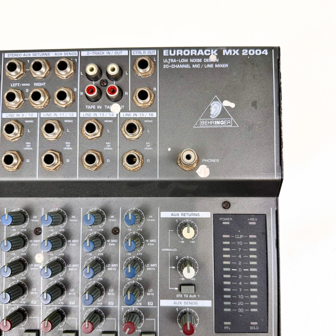 Behringer Eurorack MX2004 20-Channel Mixing Console
