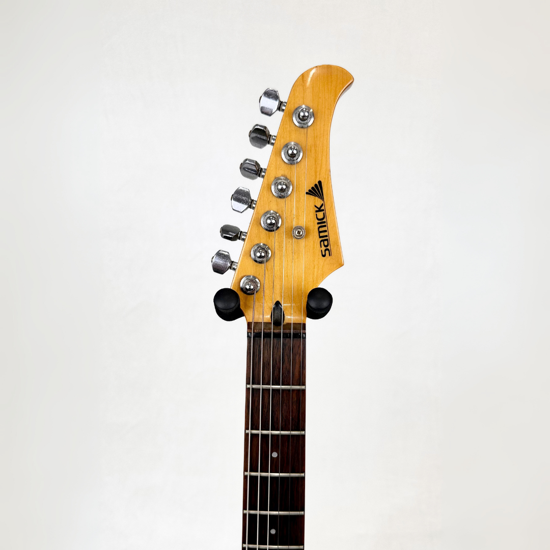 Samick SV-430 SSBK Stratocaster-Style Electric Guitar in Custom Yellow & Black Speckled Finish