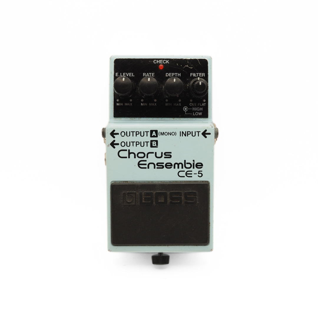 BOSS CE5 Chorus Ensemble Effects Pedal