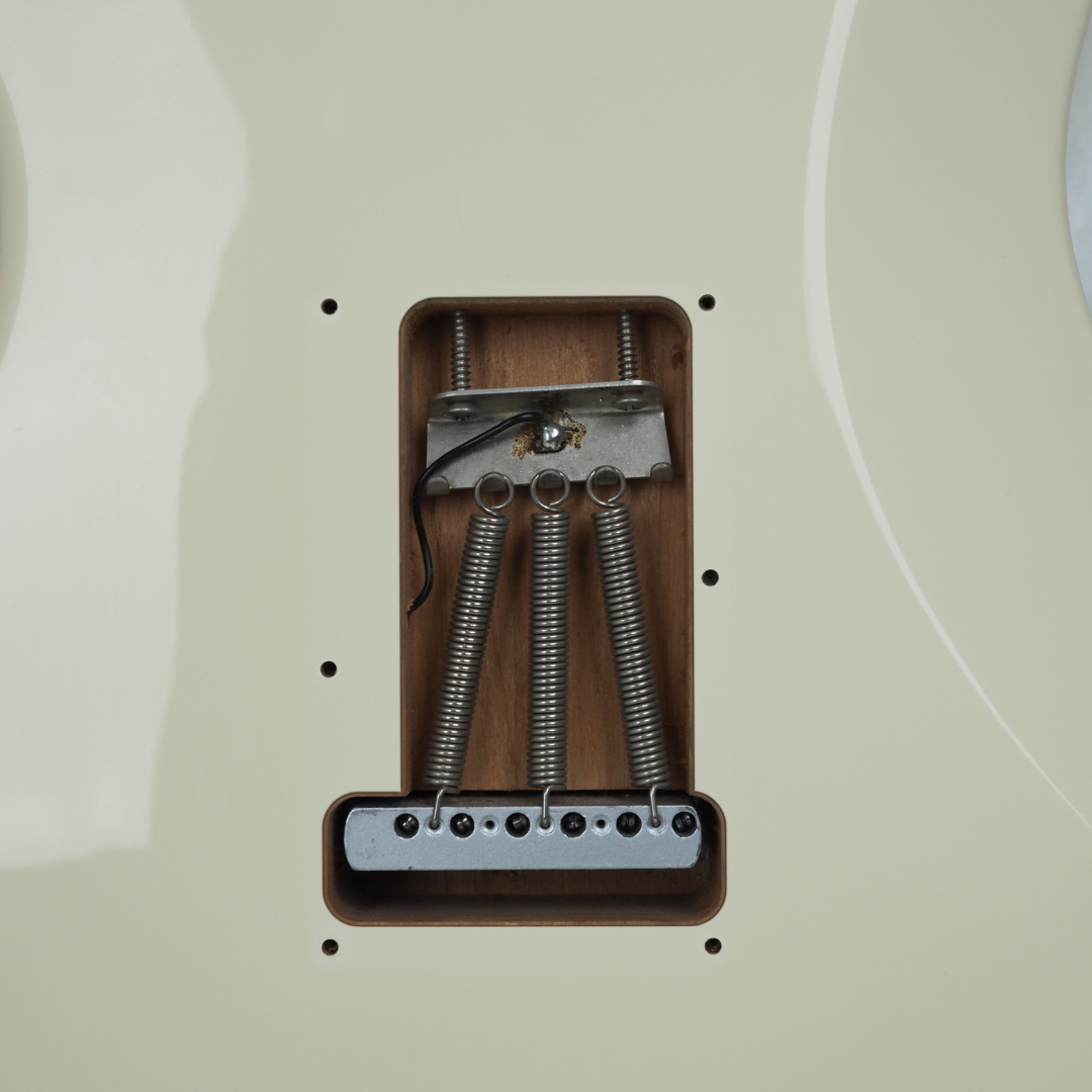 2016 Fender Jimi Hendrix Stratocaster Electric Gutiar in Olympic White