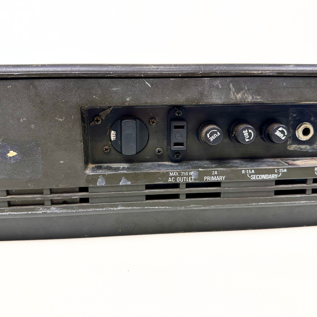 Yamaha EM-70 Powered Mixer Amplifier