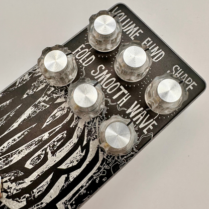 Digicarrie Designs MNGRL Advanced Wavefolder Effects Pedal