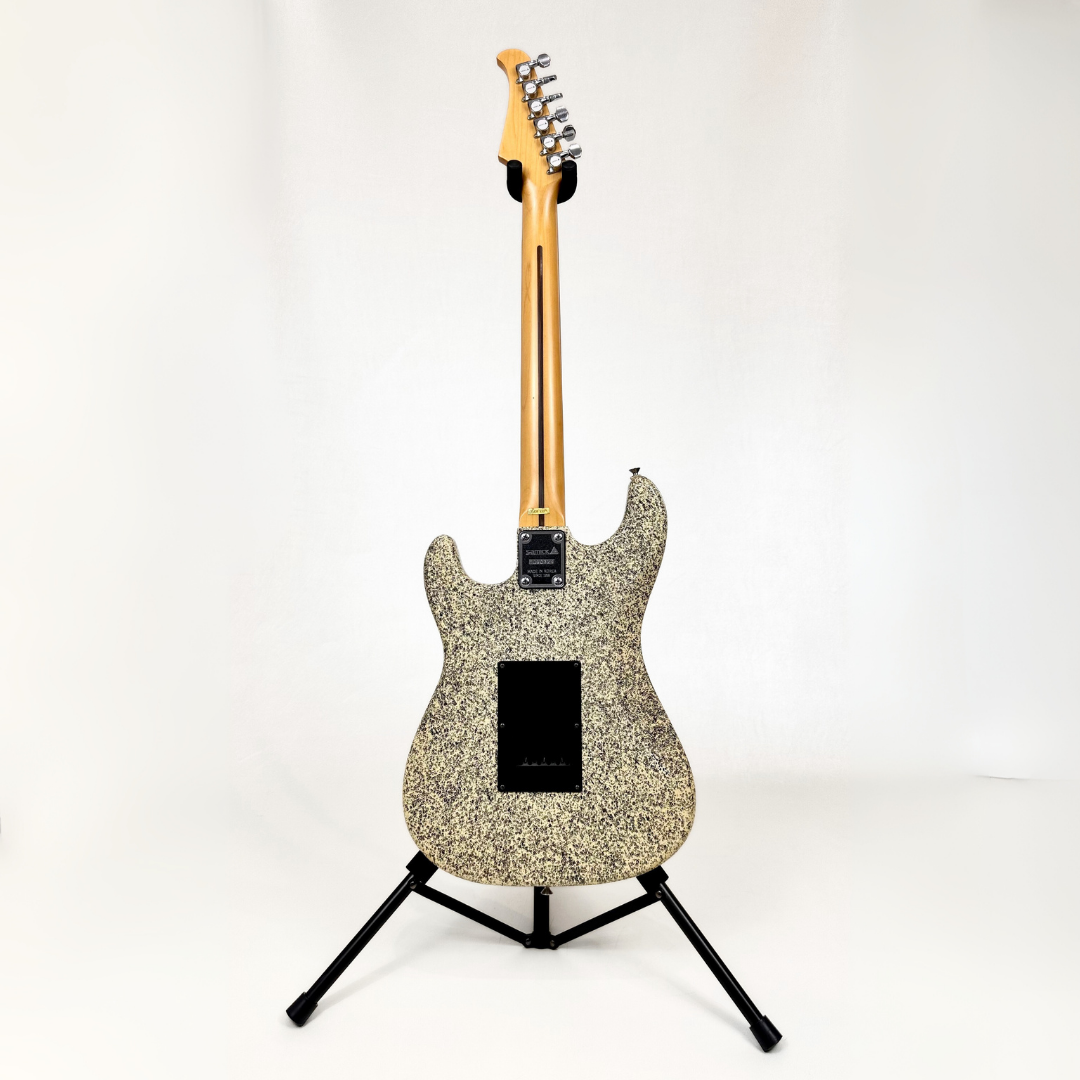 Samick SV-430 SSBK Stratocaster-Style Electric Guitar in Custom Yellow & Black Speckled Finish