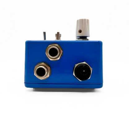 Montreal Assembly Count to Five Delay & Sampler Effects Pedal