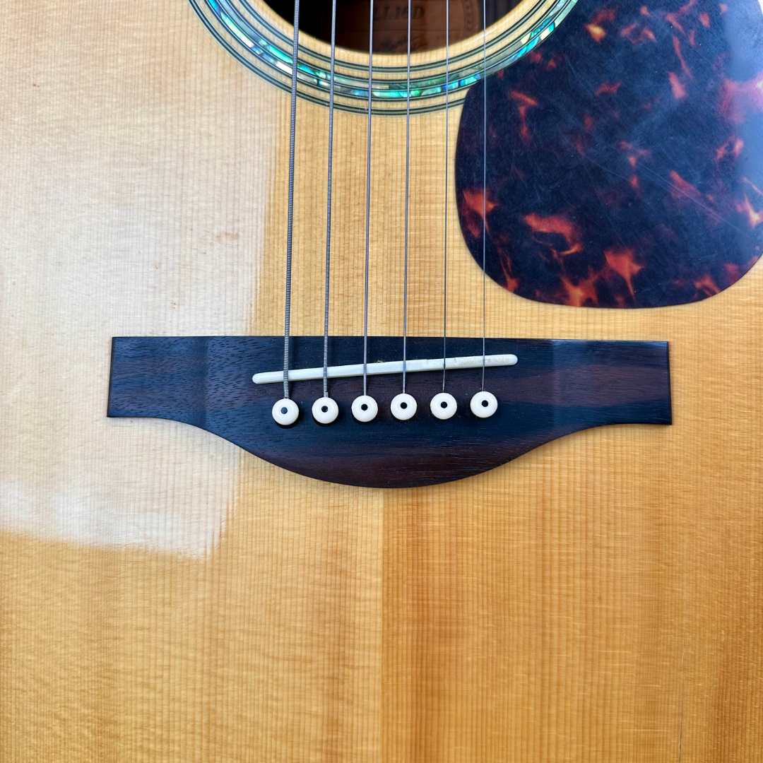 Yamaha L Series LL16D Jumbo Acoustic Guitar