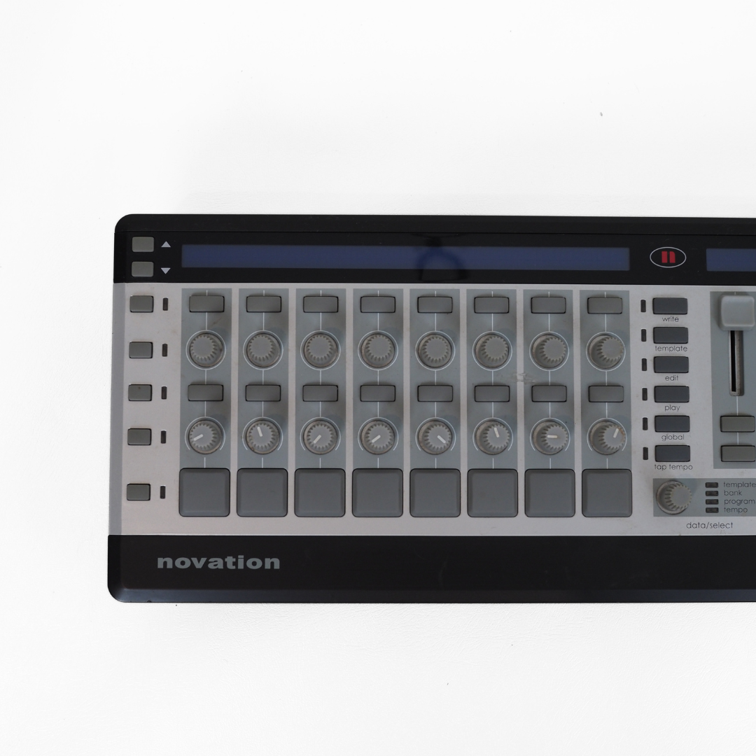 Novation ReMOTE ZeRO SL USB MIDI Control Surface
