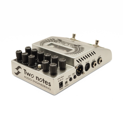 Two Notes Audio Engineering Le Clean Dual-Channel Tube Preamp Effects Pedal
