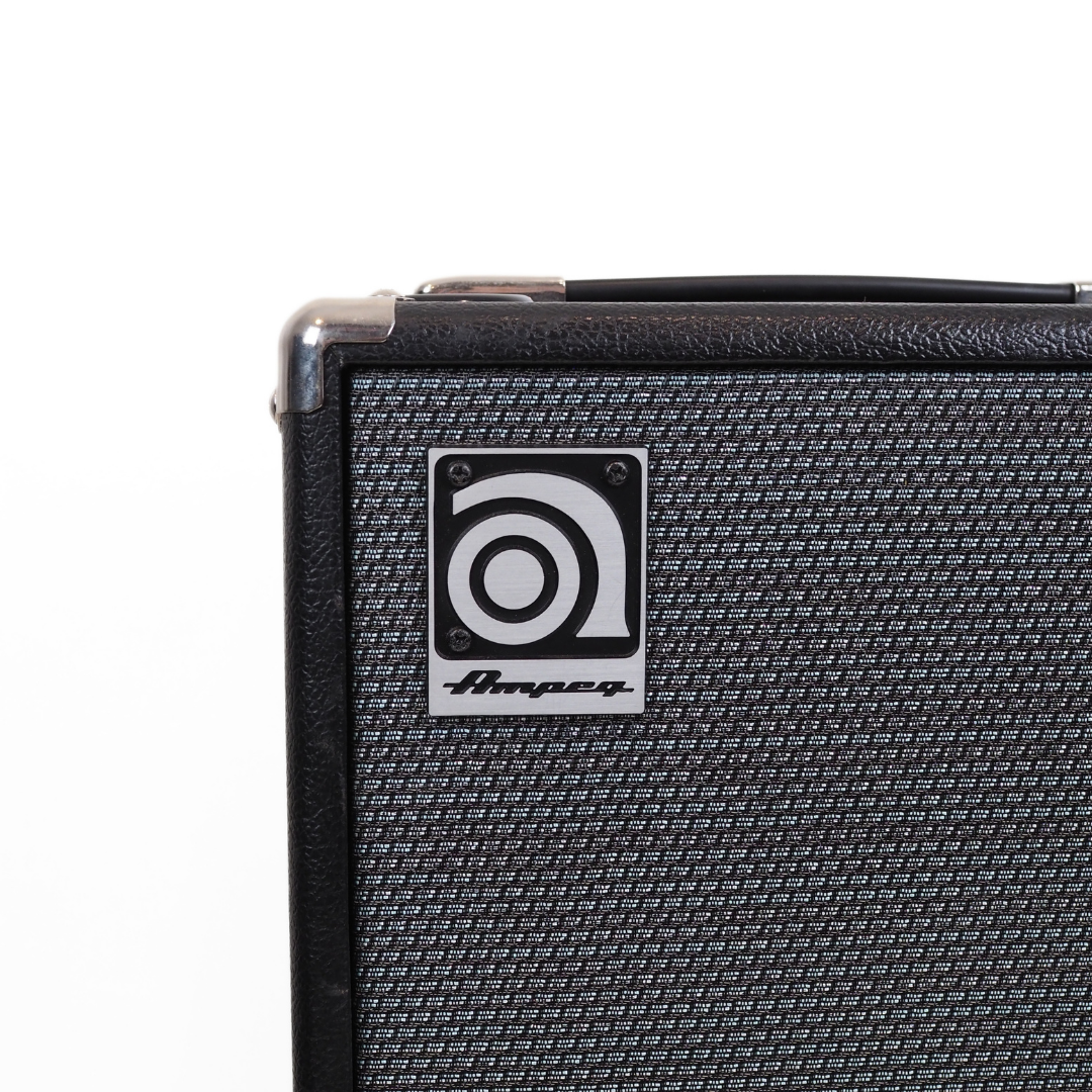 Ampeg SVT-210AV 2x10" Bass Amplifier Cabinet