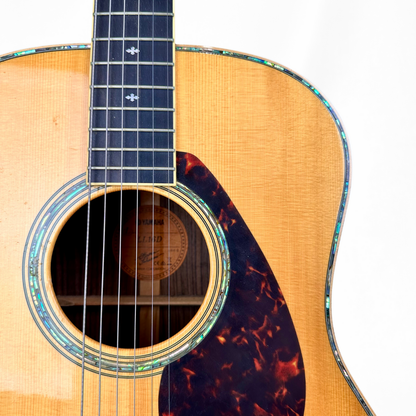 Yamaha L Series LL16D Jumbo Acoustic Guitar