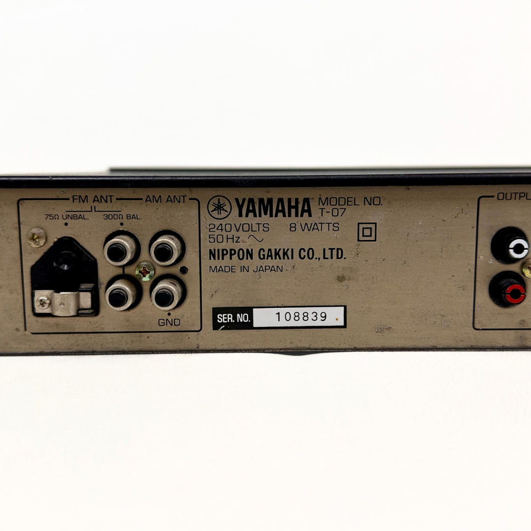 Yamaha T-07 Natural Sound AM/FM Stereo Tuner