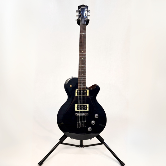 2000 Yamaha AES620 Electric Guitar in Blue