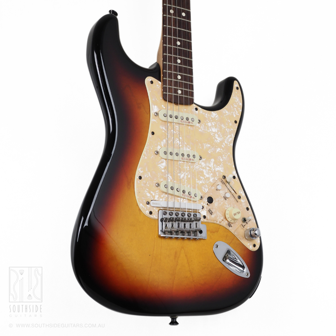 2010 Fender Stratocaster with Roland GK-2 'Roland-Ready' Pickup Electric Guitar in Sunburst
