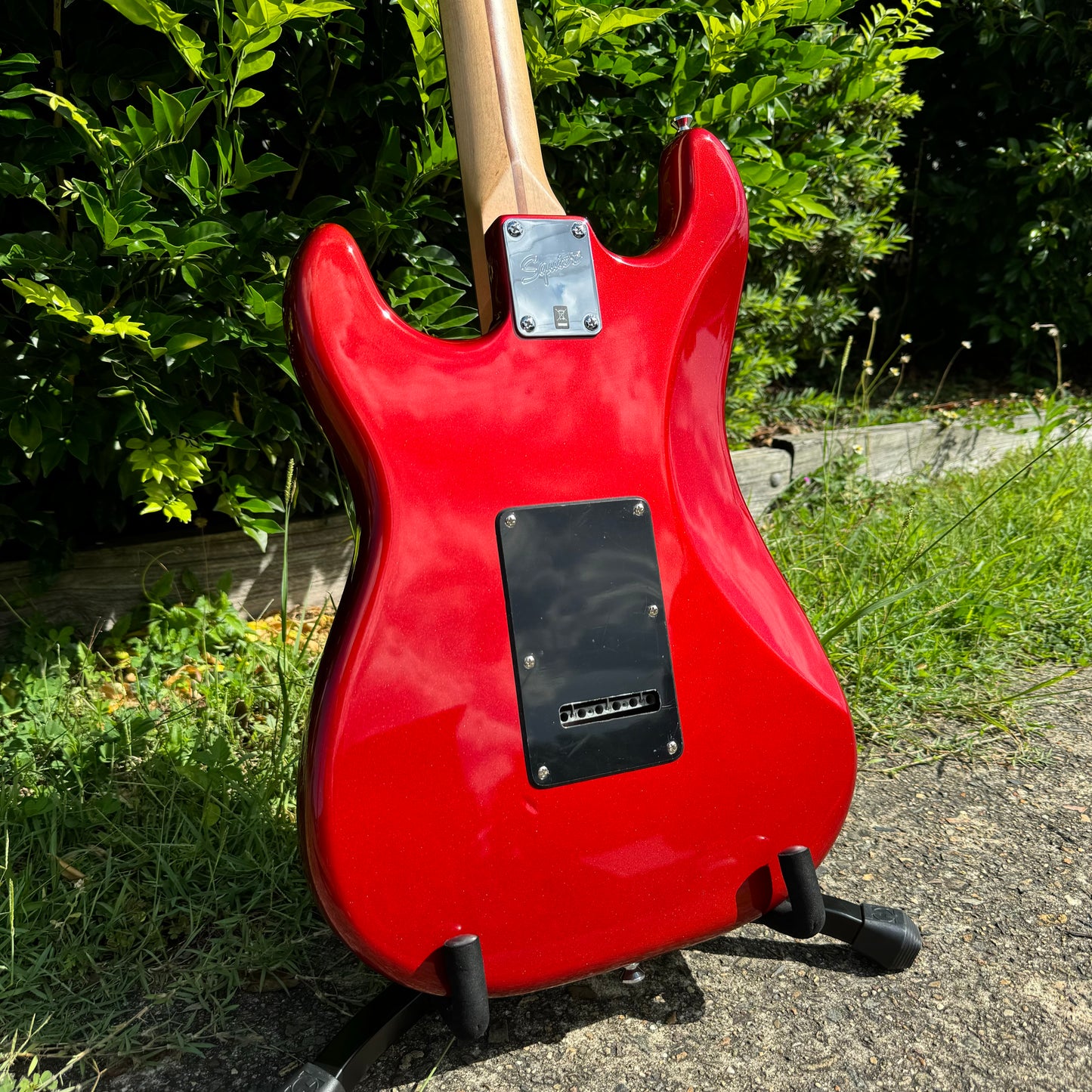 Squier Affinity Strat - Metallic Red