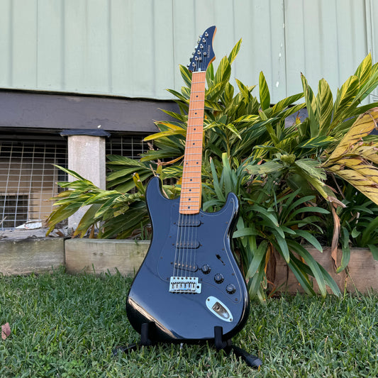 Magnum Strat Style Guitar