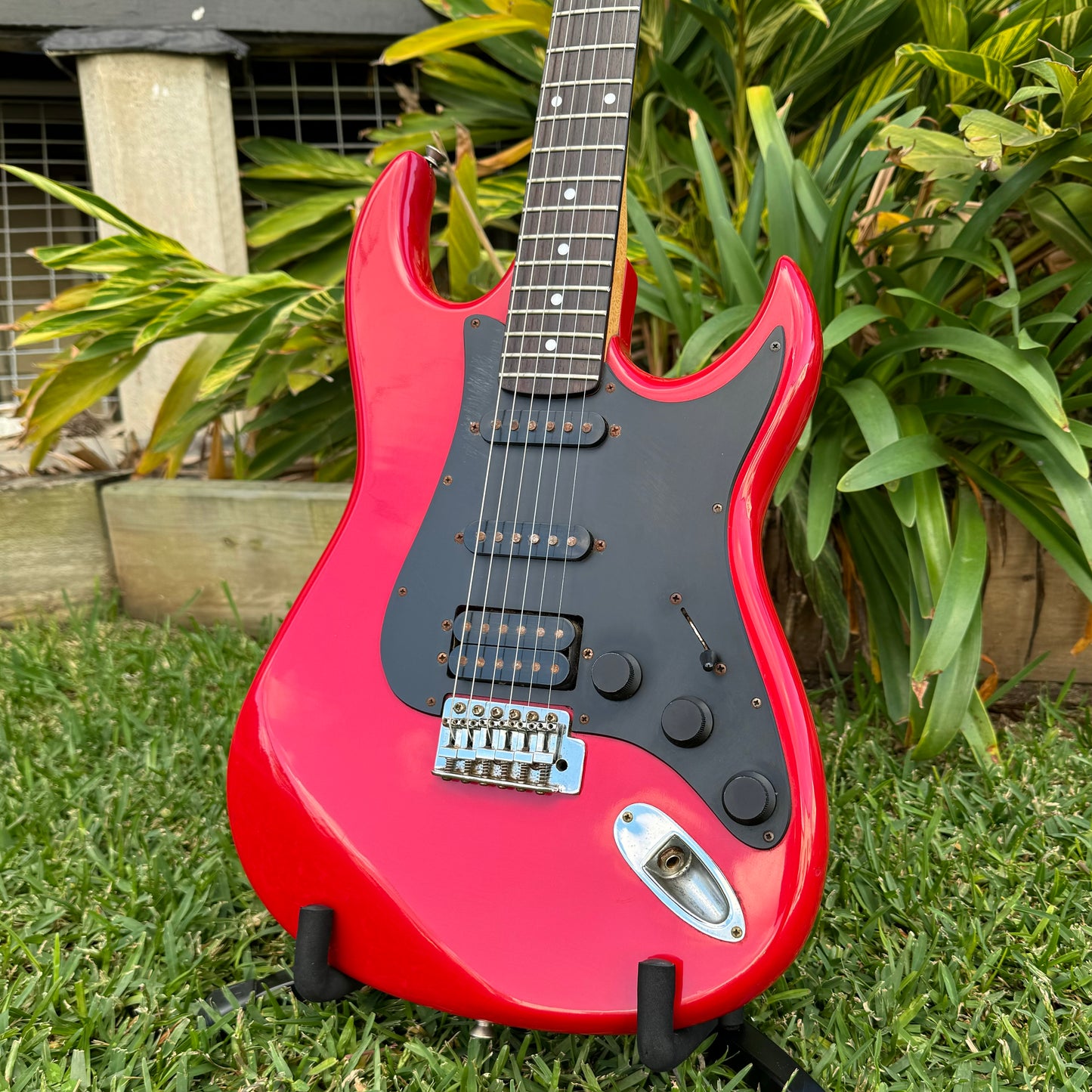 Canora HSS Electric Guitar - Red