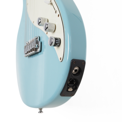 Line 6 Variax 600 Electric Guitar in Vintage Blue