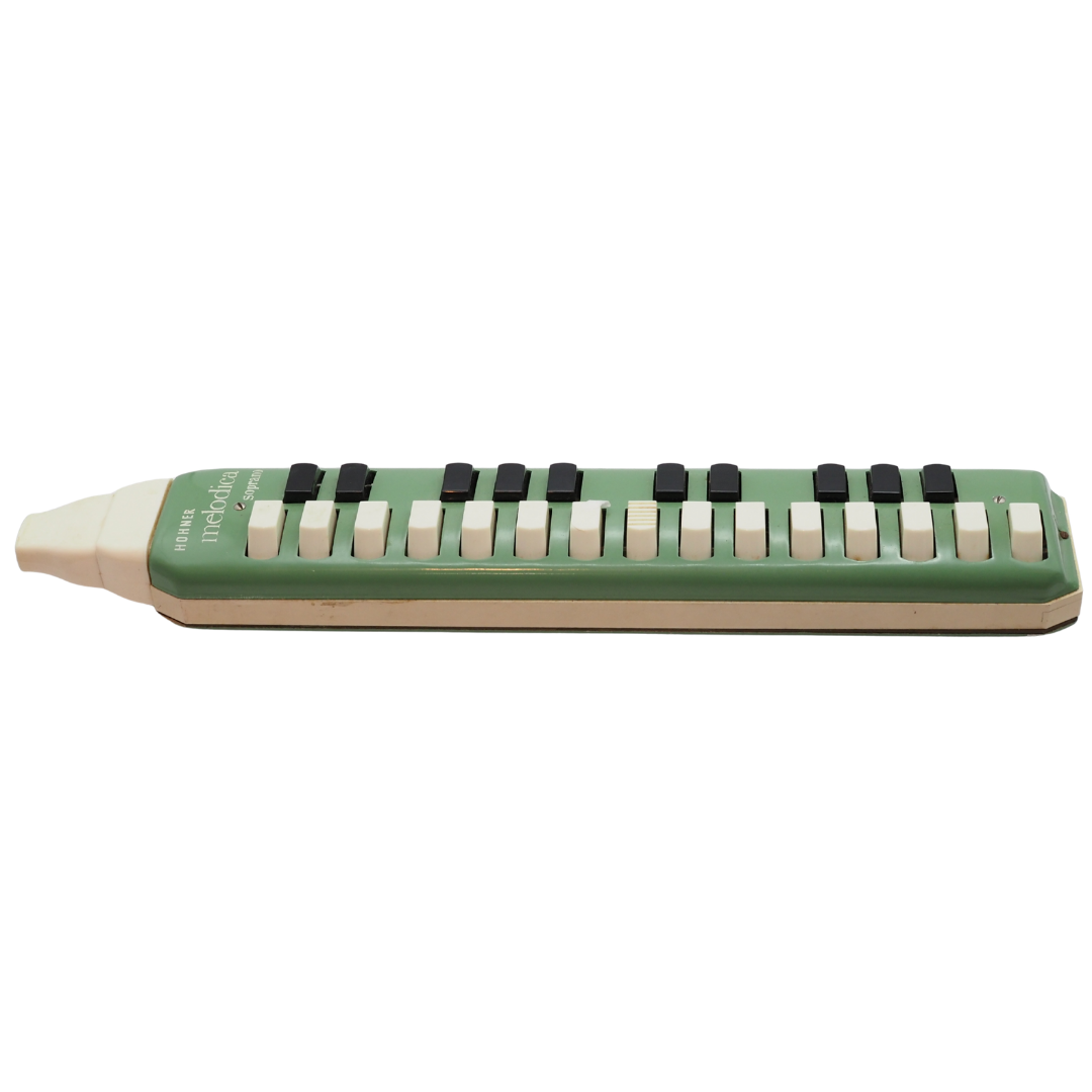 Vintage 1960s Hohner 9451 25-Key Soprano Melodica