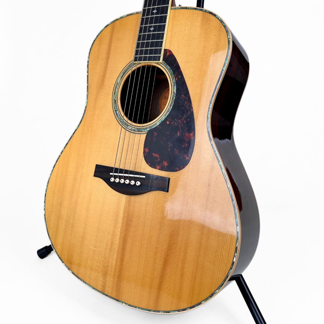 Yamaha L Series LL16D Jumbo Acoustic Guitar
