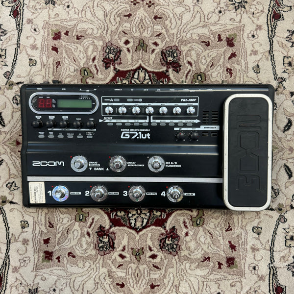Zoom G7.1UT Guitar Multi-Effects Console – Southside Guitars