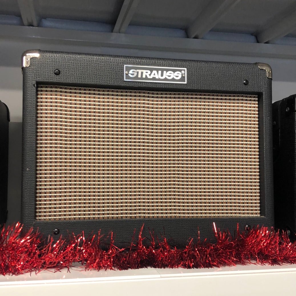 Strauss 10W Tube Combo