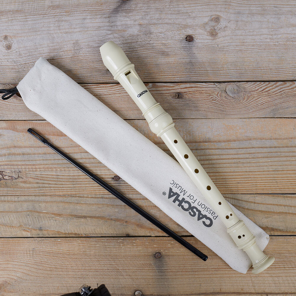 Cascha CASHH1510EN Descant Soprano Recorder Pack with Baroque Fingering in Ivory Book & CD