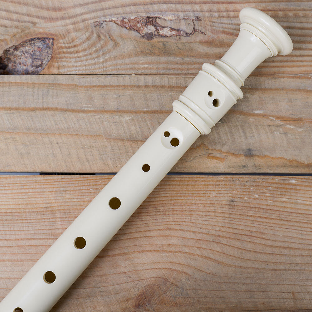 Cascha CASHH1510EN Descant Soprano Recorder Pack with Baroque Fingering in Ivory Book & CD