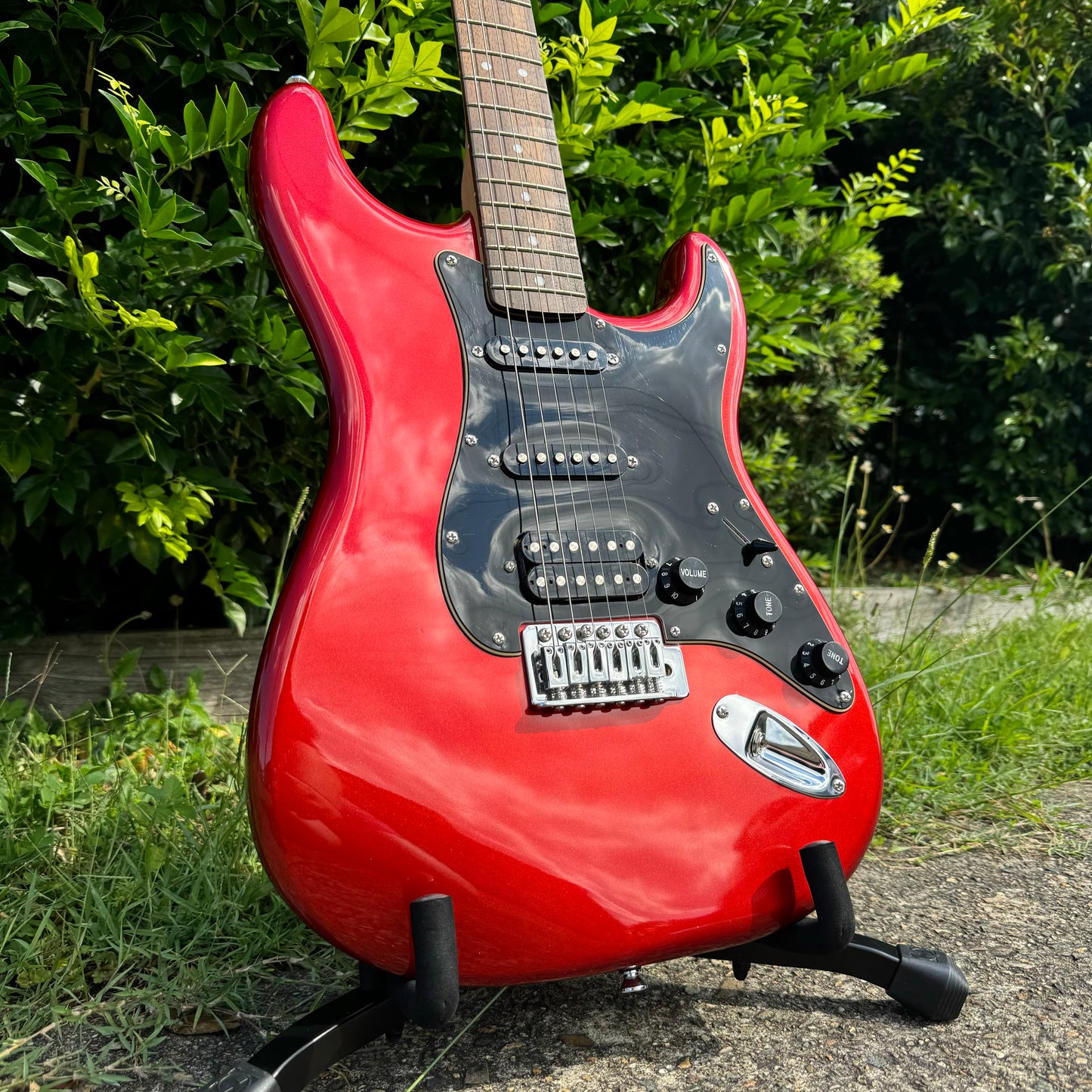 Squier Affinity Strat - Metallic Red