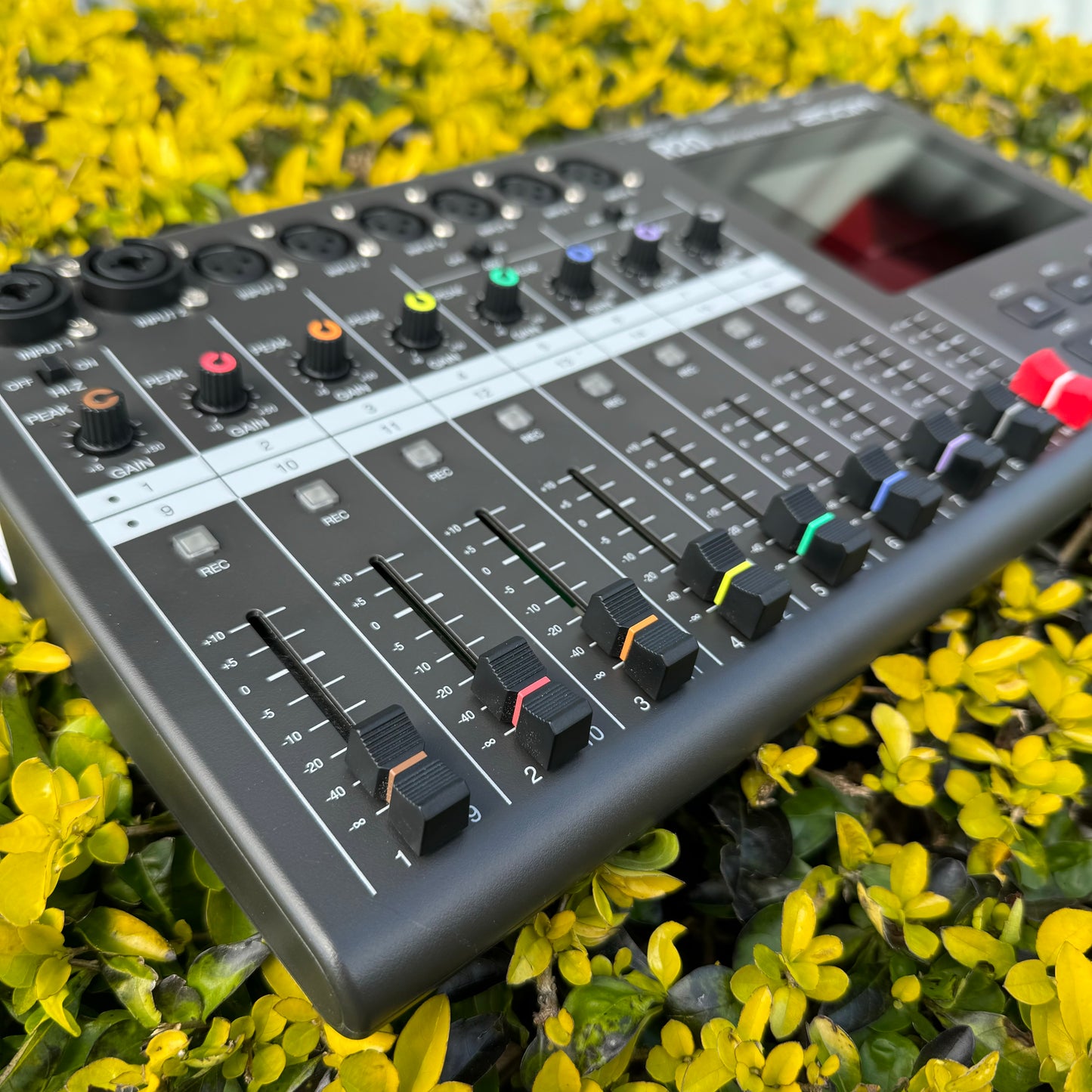 ZOOM R20 Multi Track Recorder