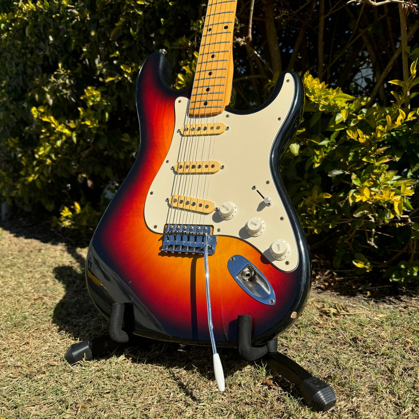 Electa MIJ Stratocaster - Sunburst