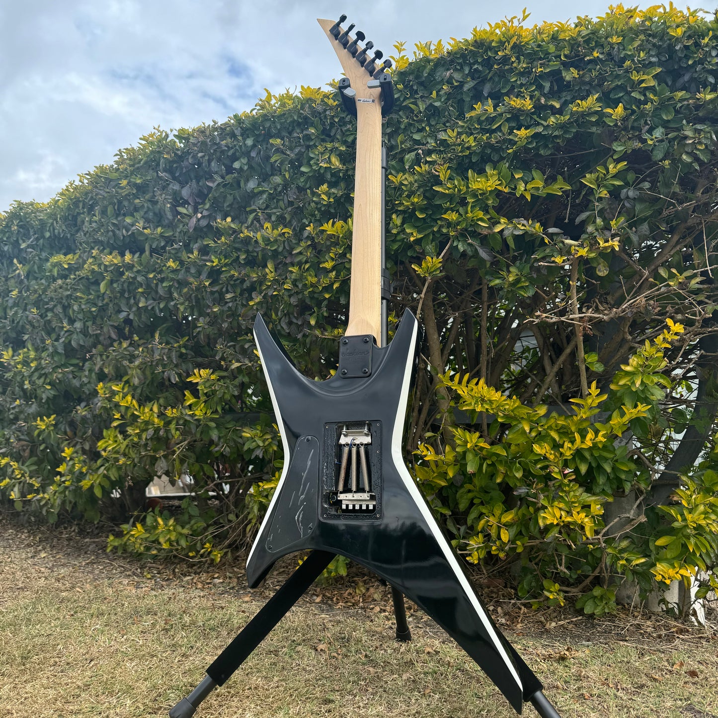 Jackson JS Series Warrior JS32