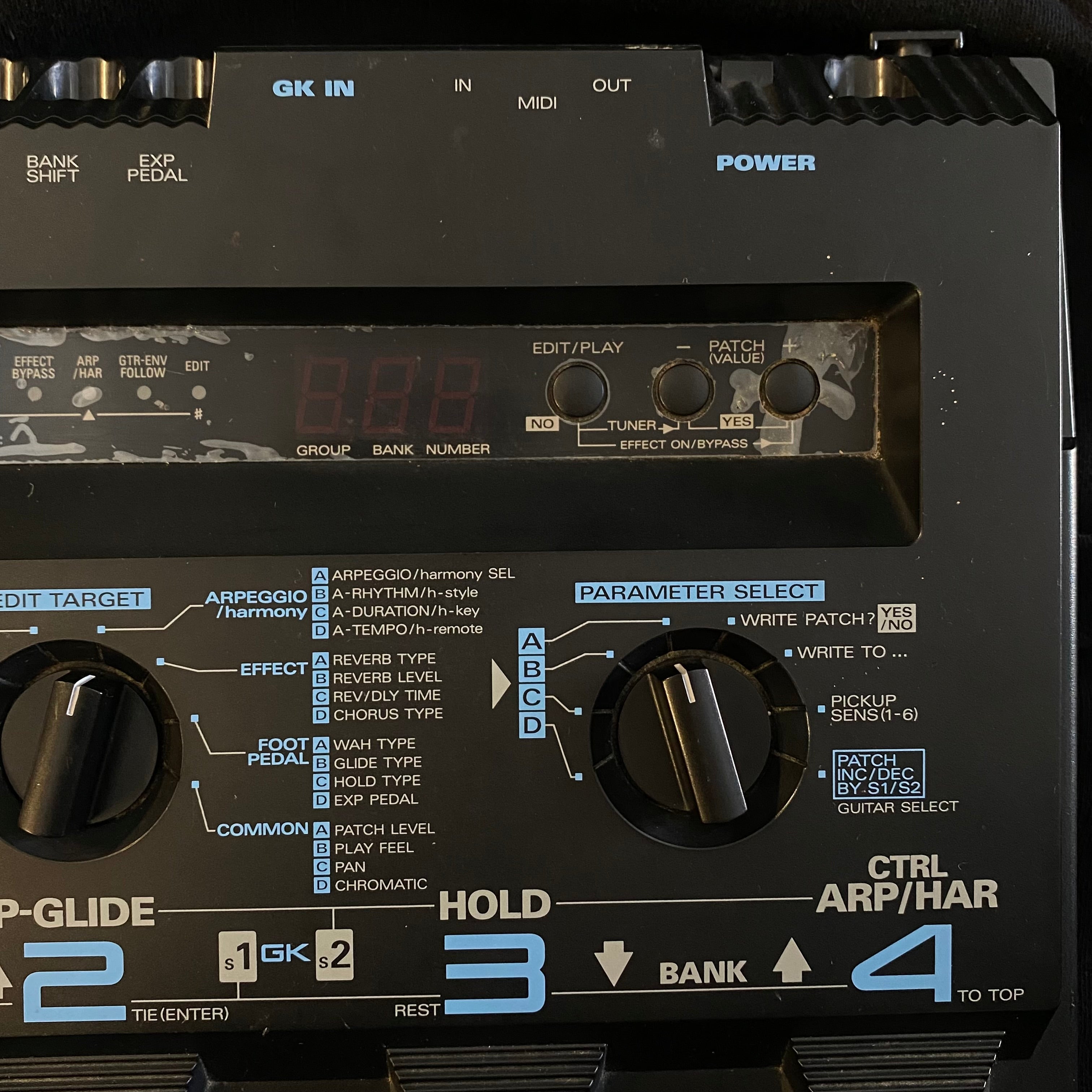 Roland GR30 Guitar Synthesizer – Southside Guitars