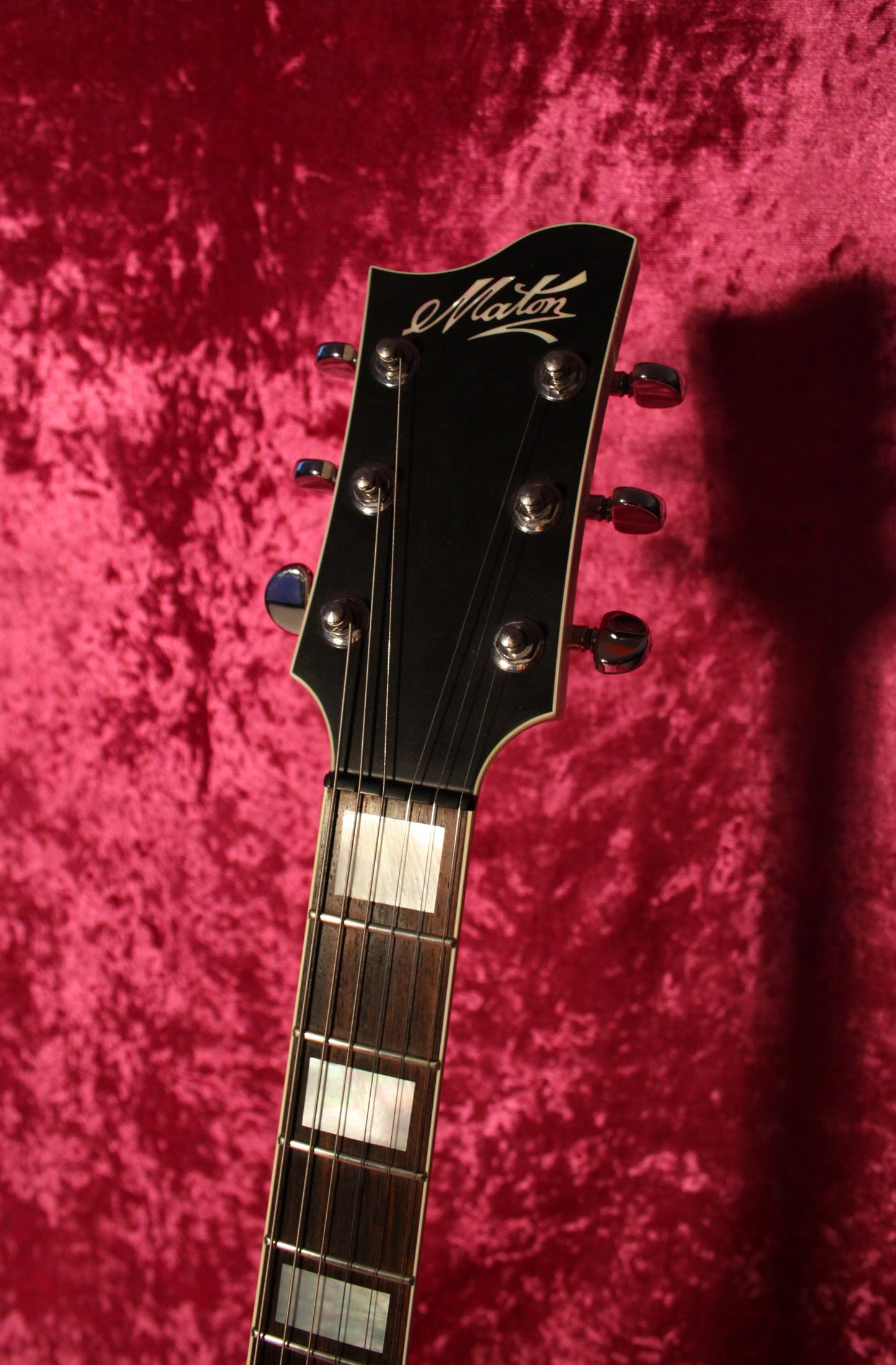 Maton BB1200 Semi Hollow Guitar