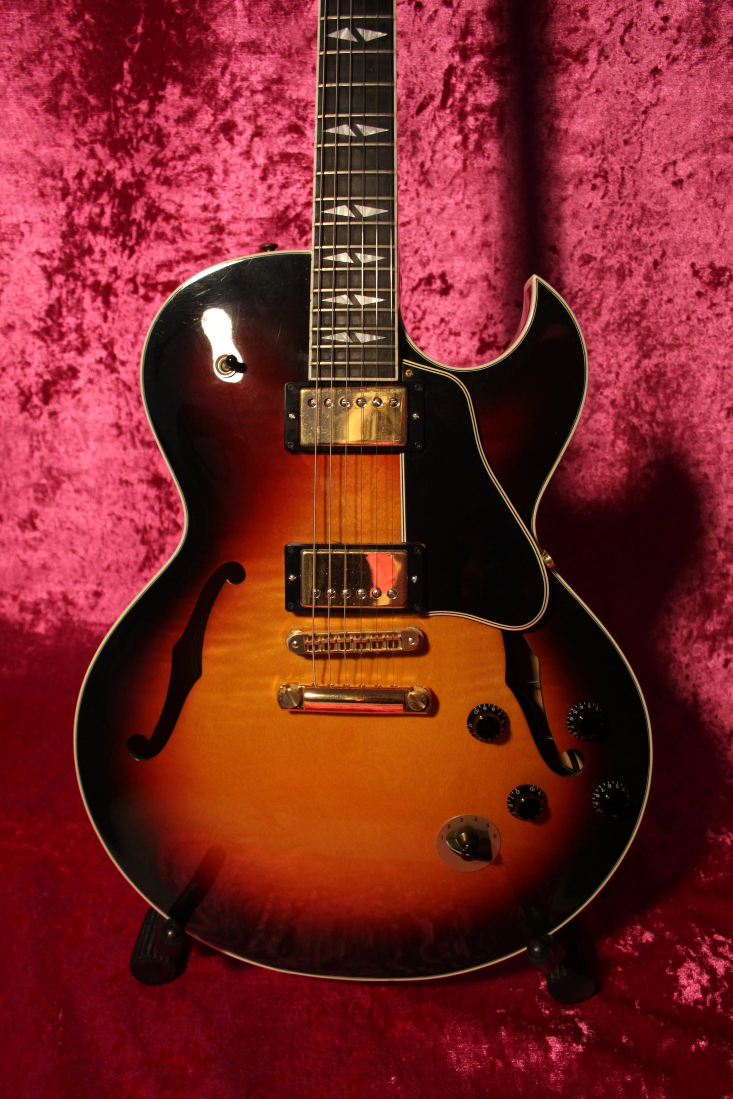 Gibson ES-137 Custom