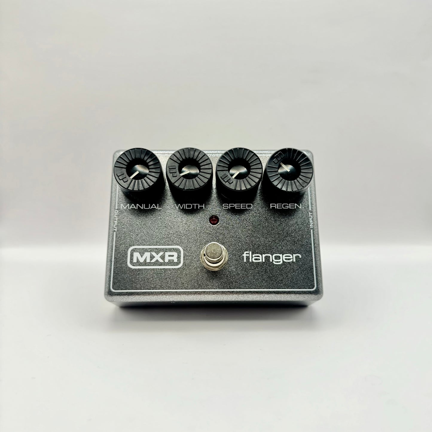 MXR M117R Flanger Effects Pedal
