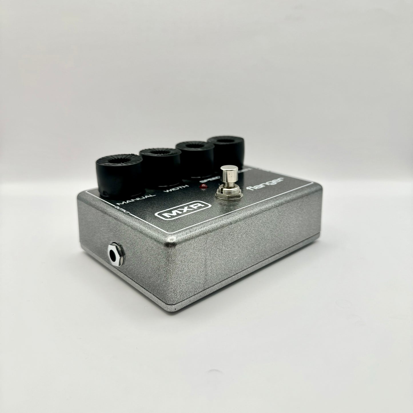 MXR M117R Flanger Effects Pedal