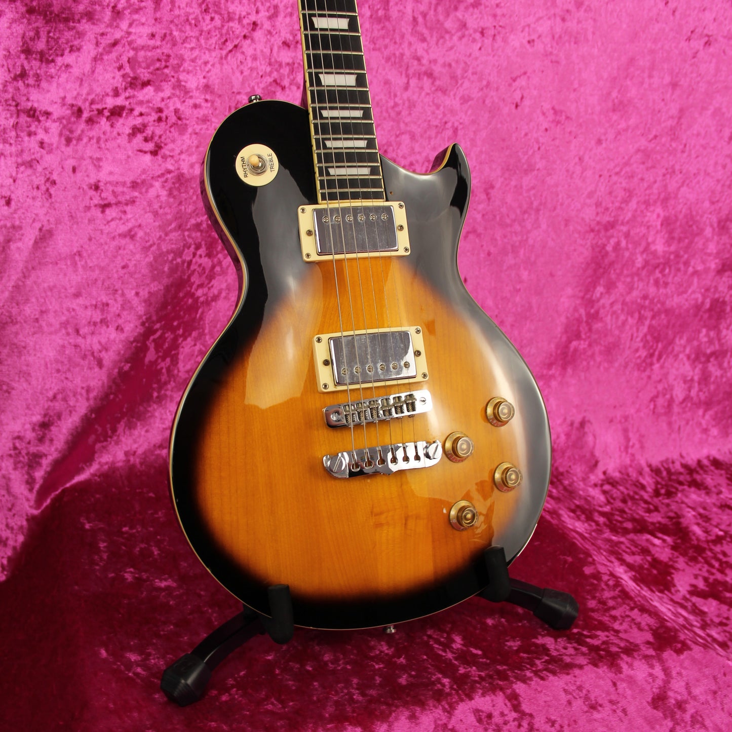 Aria Les Paul Style