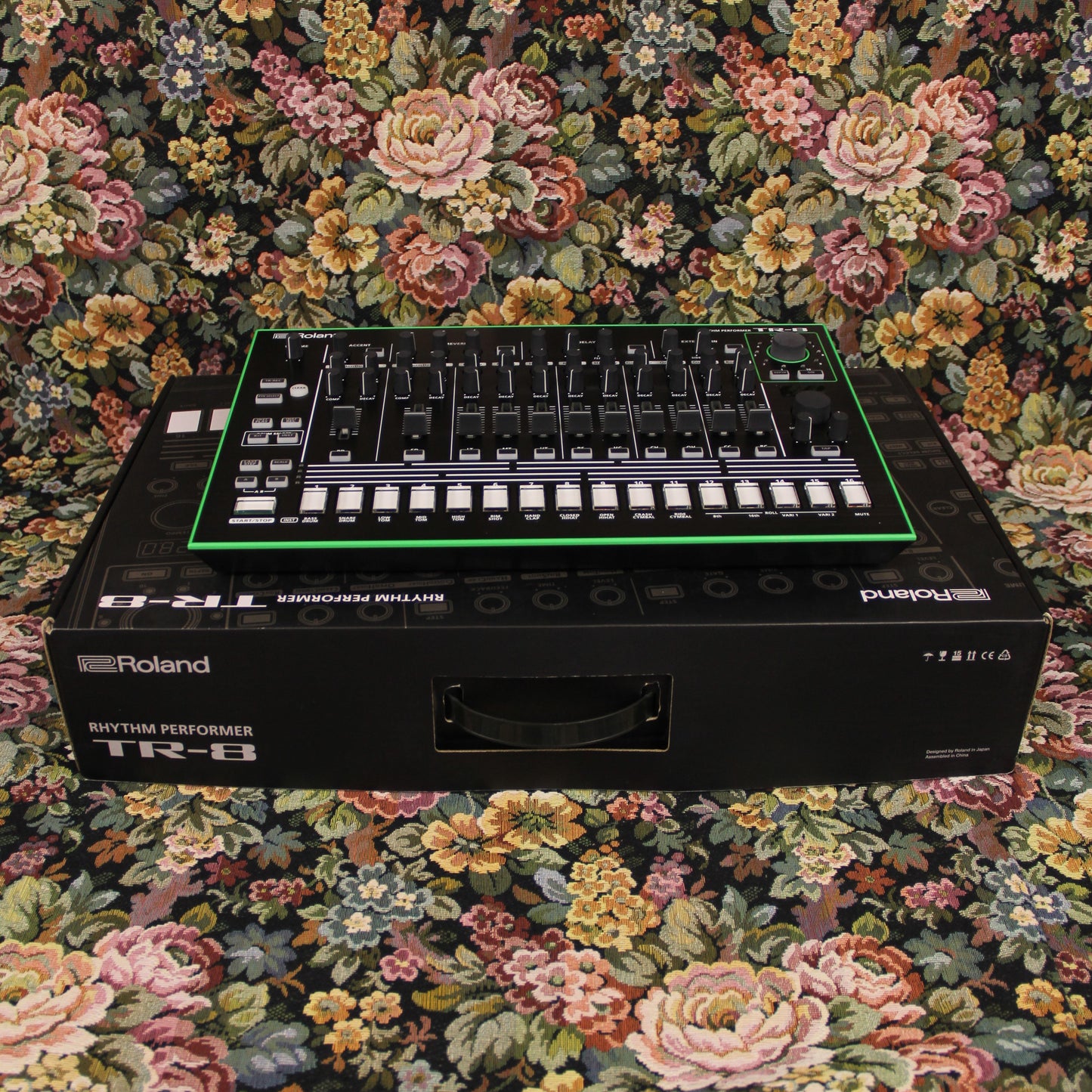 Roland TR-8 Rhythm Performer