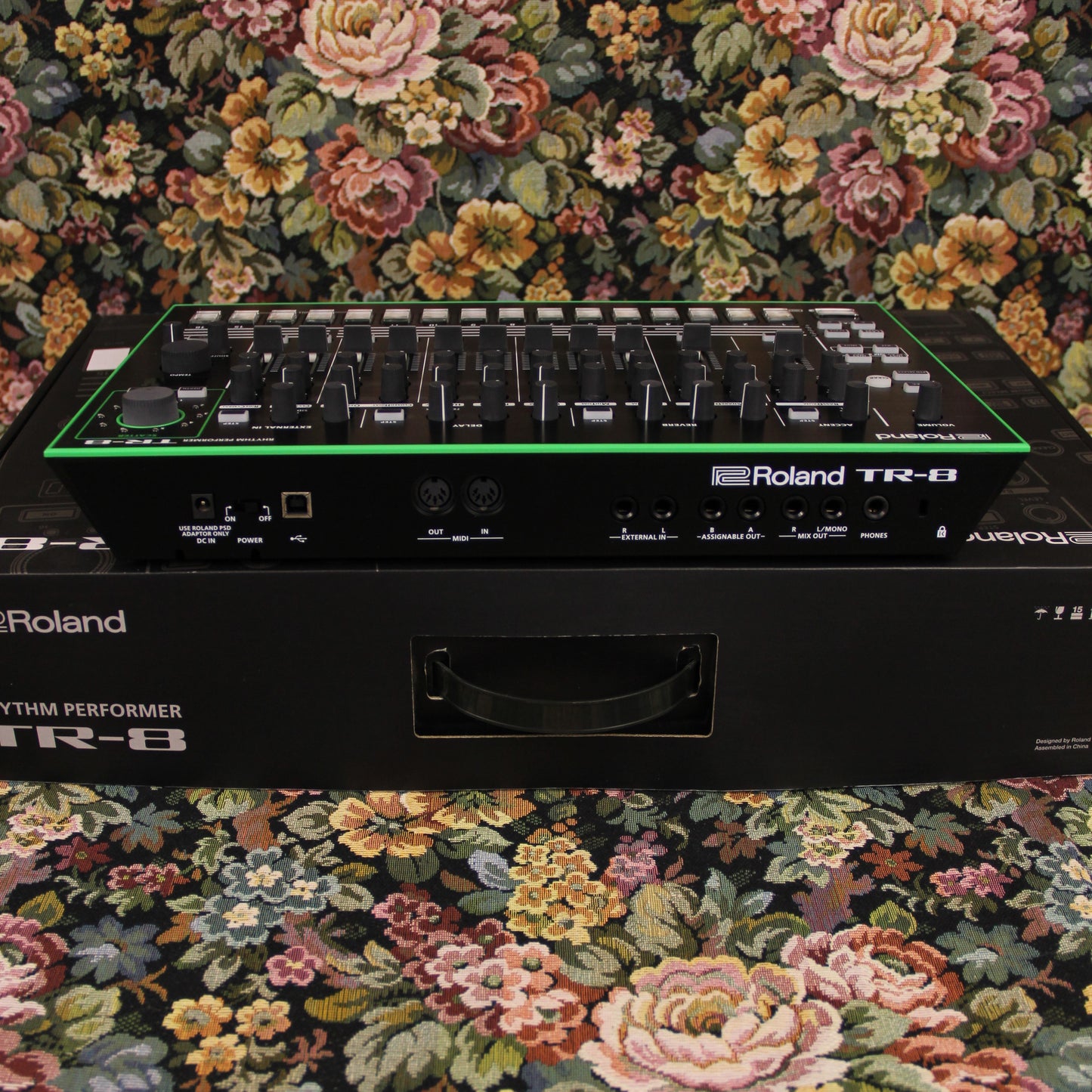 Roland TR-8 Rhythm Performer