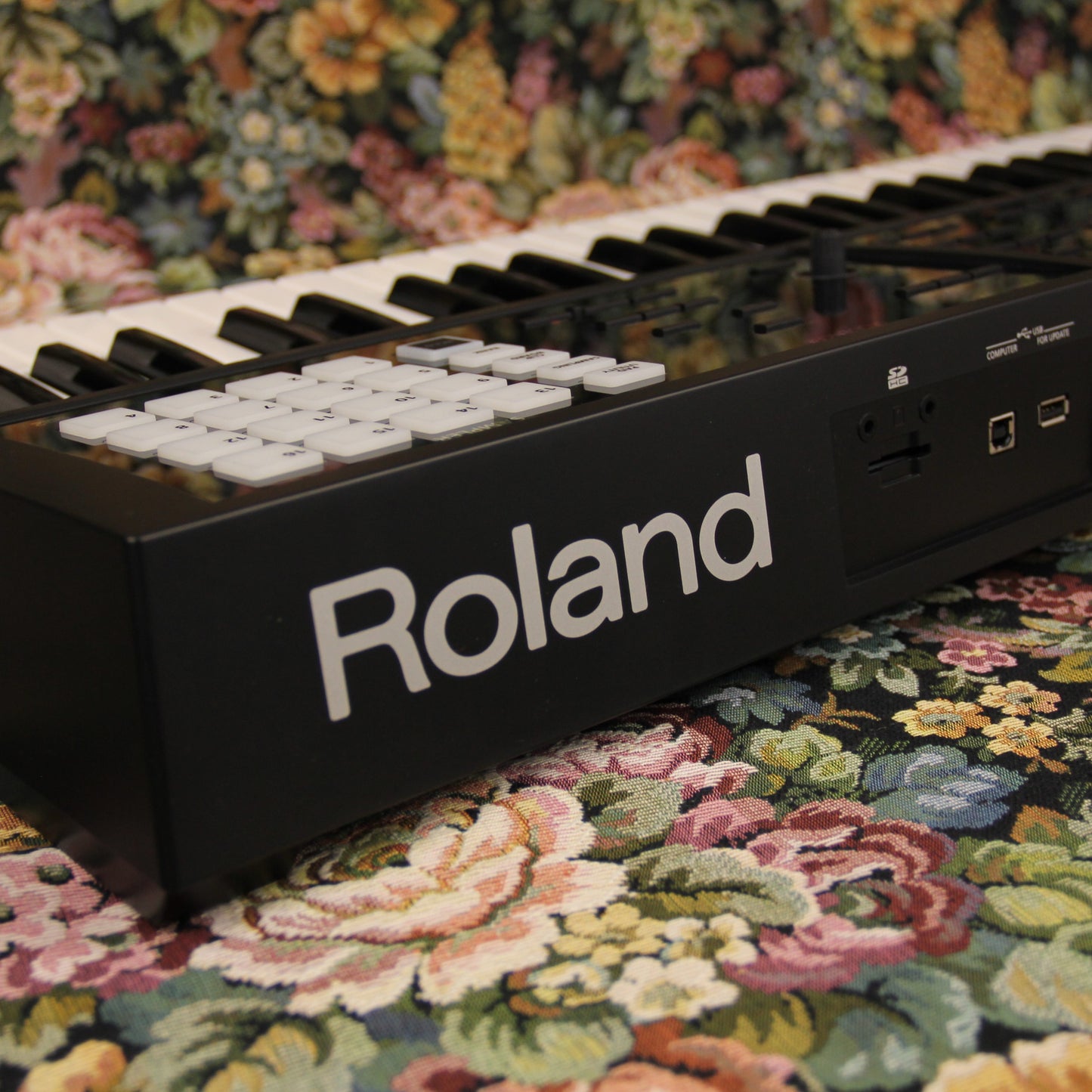 Roland FA-06 Music Workstation