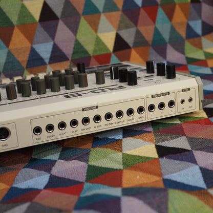 Behringer RD-9 Rhythm Designer Analogue/Digital Drum Machine