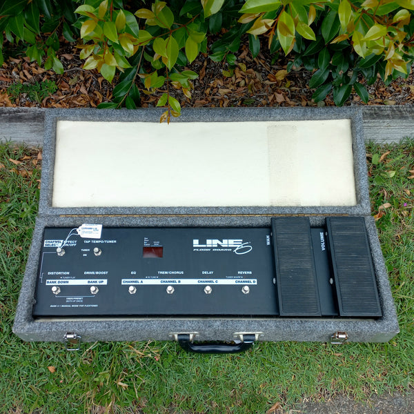 LINE 6 FLOOR BOARD 中古品 LINE6 FLOOR BOARD フロアーボード PODの通販 by takurico's