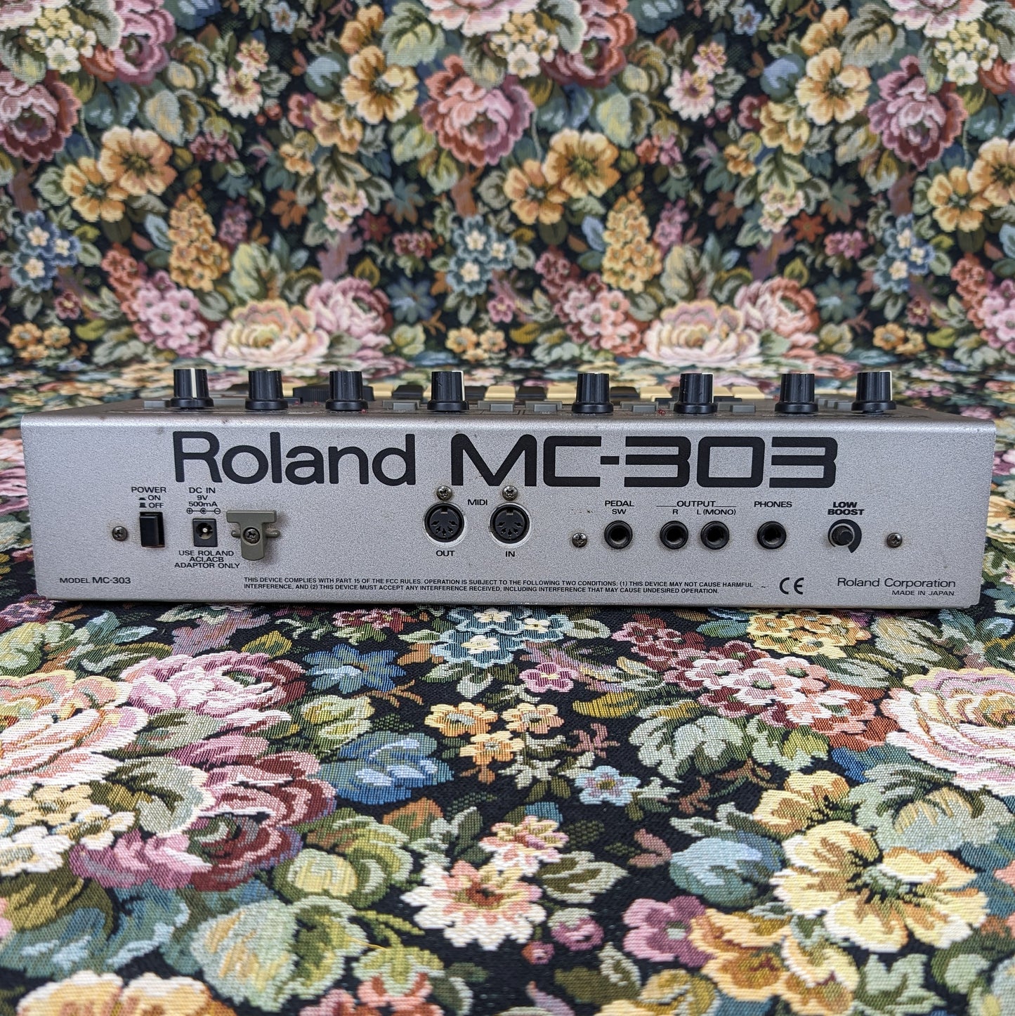 Roland MC-303 Groovebox