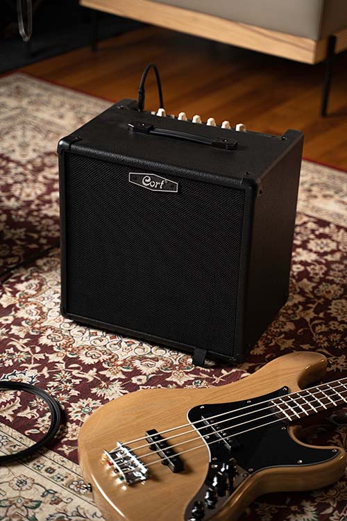 Cort CM20B 20 Watt Bass Amplifier